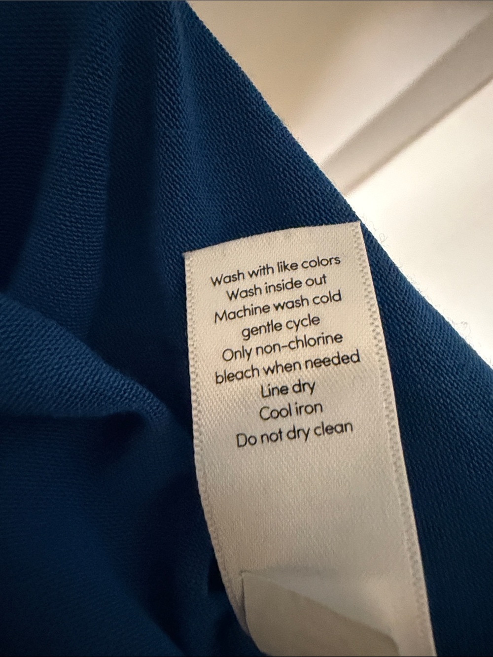 BLUE ATHLETA RELAXED SLEEVELESS TANK TOP - Picture 6 of 6